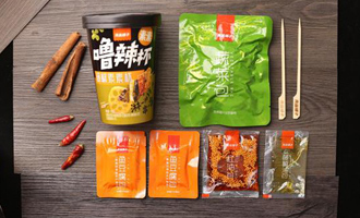 “嚕辣杯”世界杯期間“C位出道”，良品鋪?zhàn)尤绾谓璐驣P玩轉(zhuǎn)新零售？